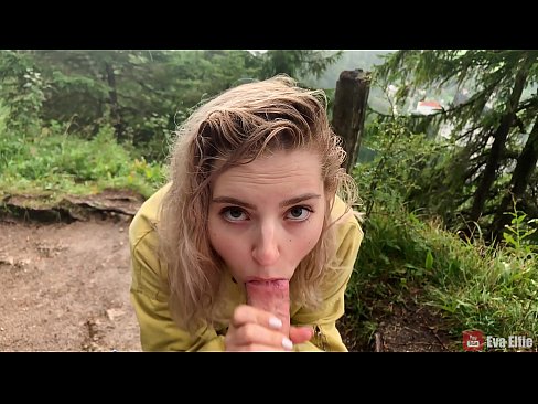 ❤️ 女孩在公共口交後吞下精液 - Eva Elfi 性愛視頻 在我們 ❤